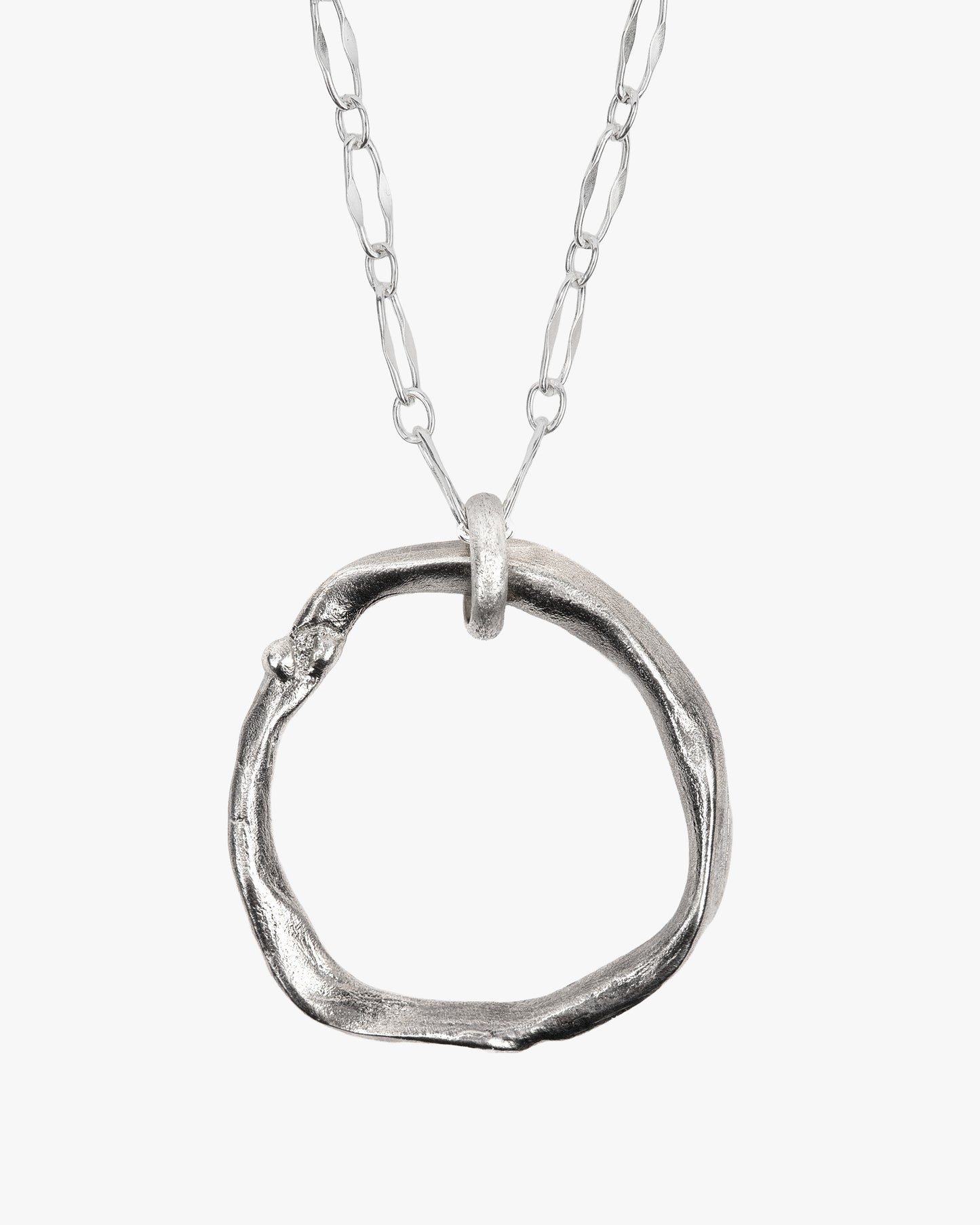 LOU NECKLACE