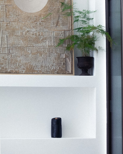 Shelter box I. Black ceramic jewelry box, unique piece.